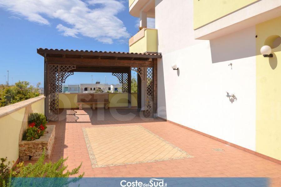 Case Vacanze Vista Mare Torre Pali 외부 사진