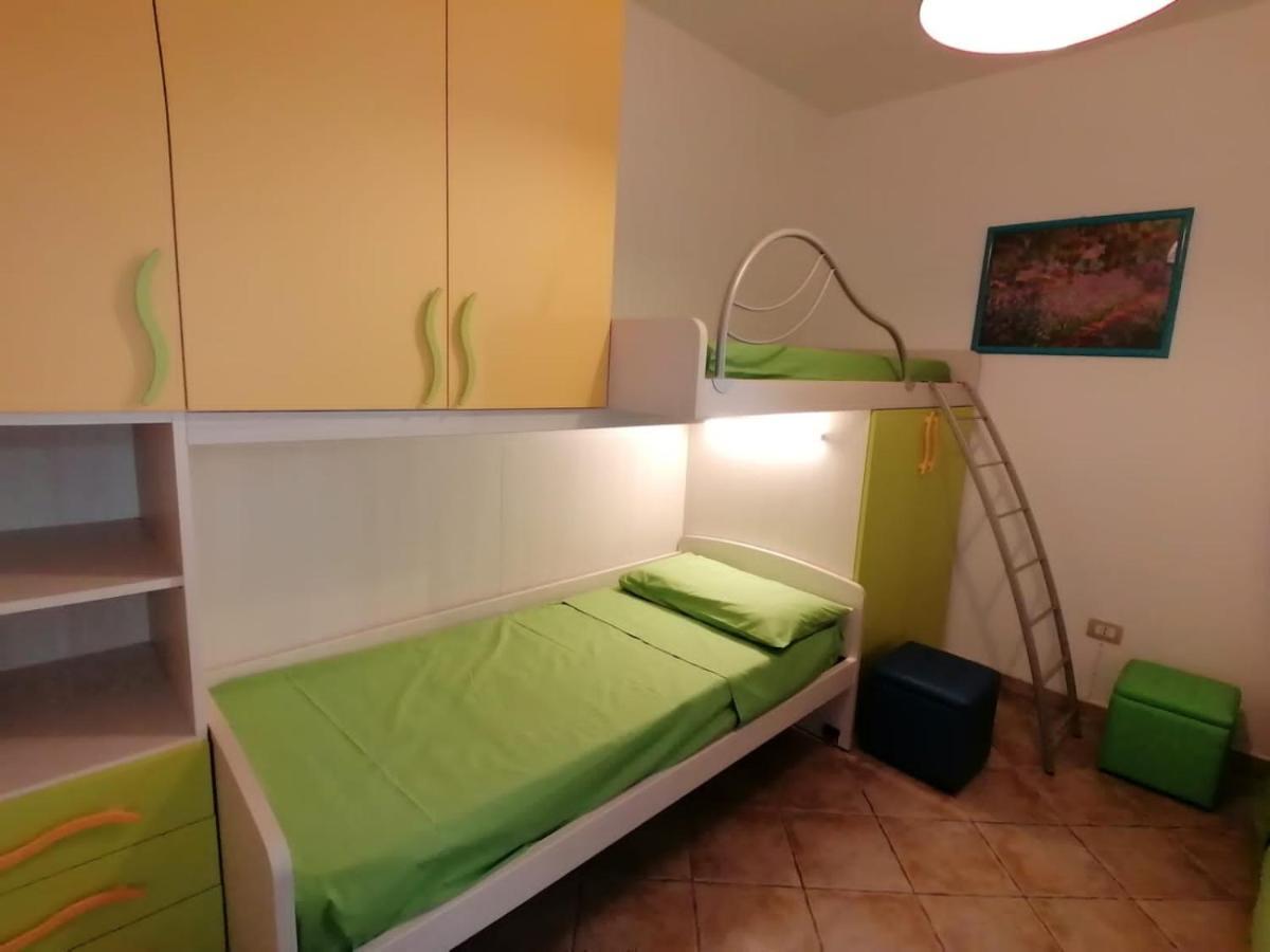 Case Vacanze Vista Mare Torre Pali 외부 사진
